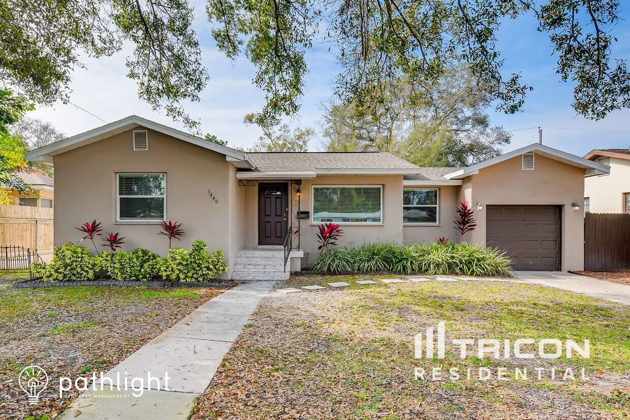 Foto principal - 3440 18th St N