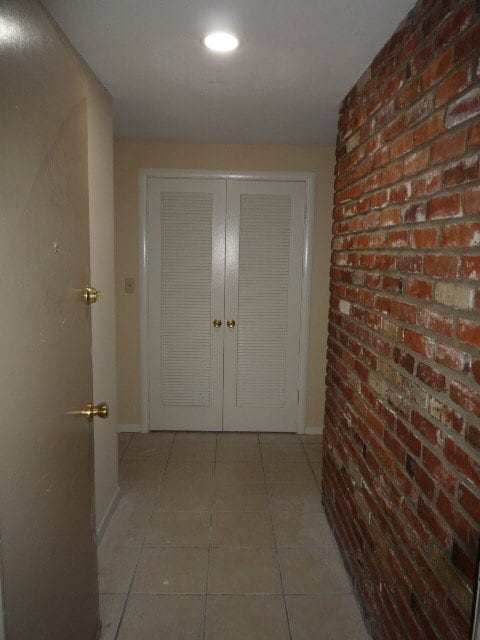 Building Photo - 1121 S Hilda St