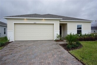 Building Photo - 10155 Grande Lp