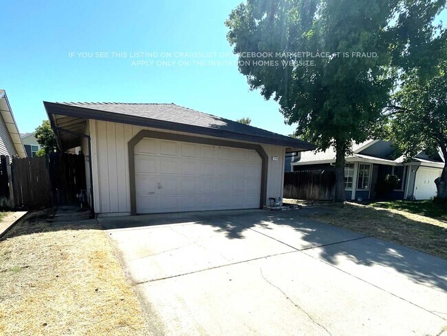 Building Photo - 1370 Tyler Dr