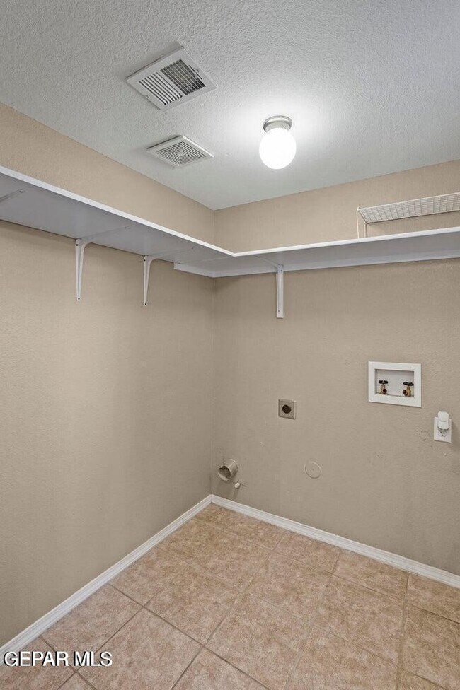 Foto del edificio - 14205 Spanish Point Dr