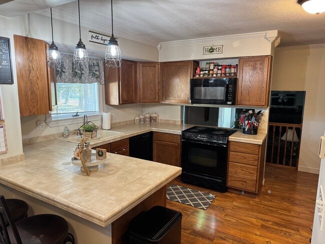 Foto del edificio - 1812 Lakeview Dr