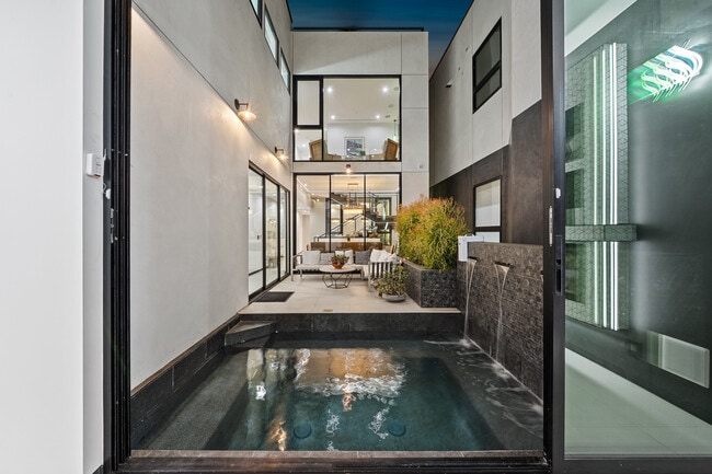 Foto del edificio - 838 California Ave