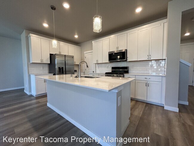 Building Photo - 4 br, 2.5 bath House - 946 Burwood ST SE