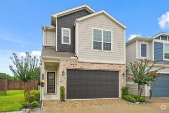 Building Photo - 1505 Canter Bayou Way