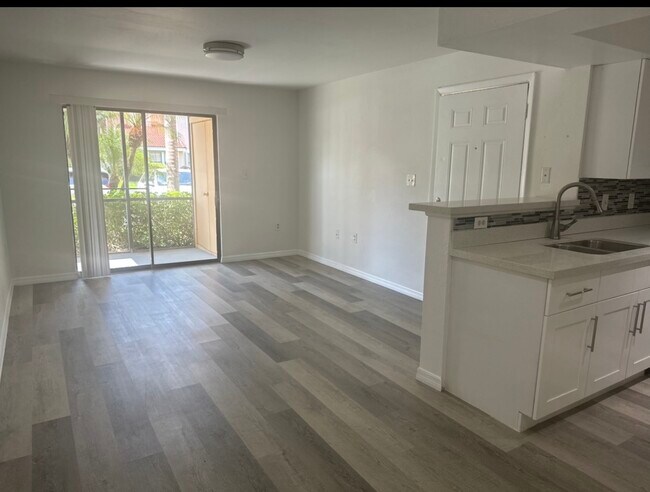 Foto del edificio - 15560 SW 104th Ter