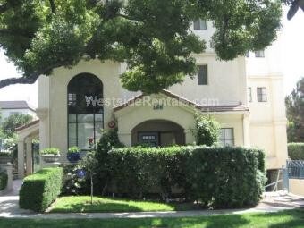 Foto principal - 126 S Catalina Ave