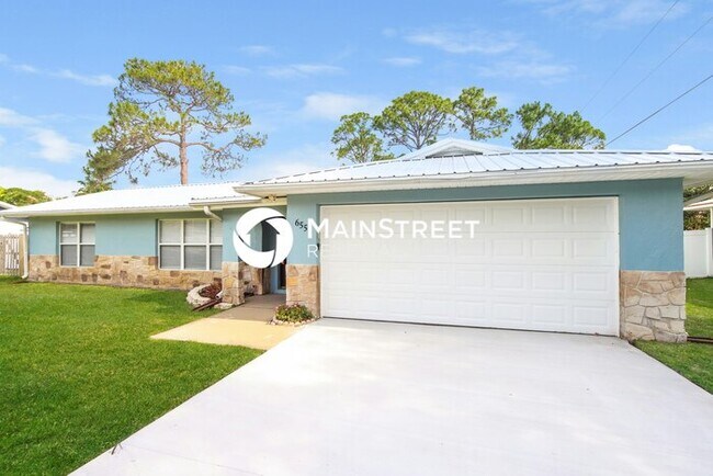Building Photo - 3 Bedroom Pet-Friendly Home in PALM BAY, F...