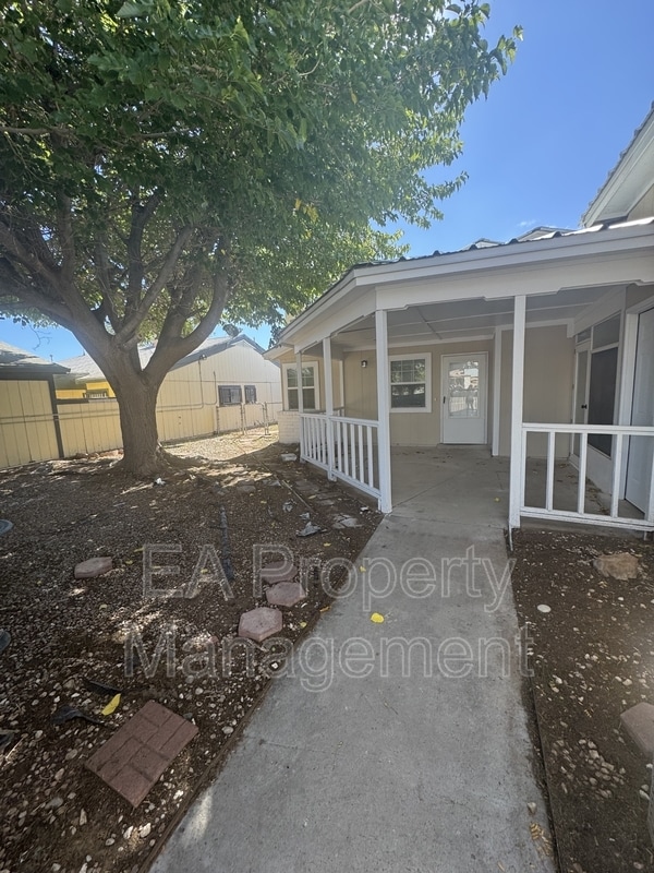 Building Photo - 4830 Aquamarine Dr NE