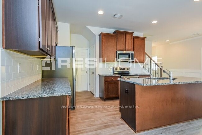 Photo - 1005 Tranquil Gdns Pl House