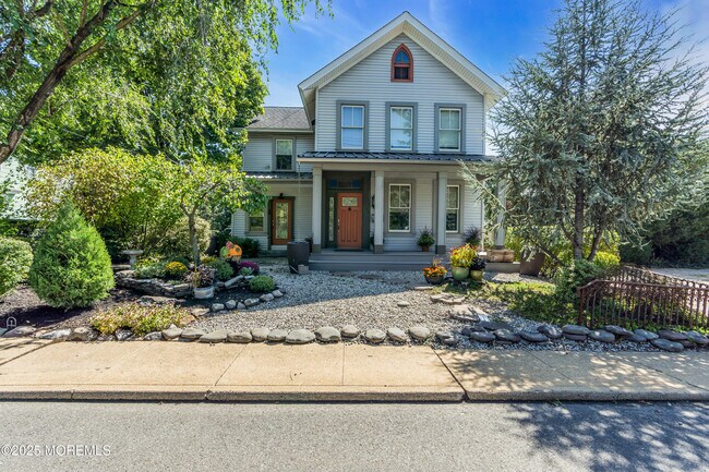 Building Photo - 146 Rumson Rd