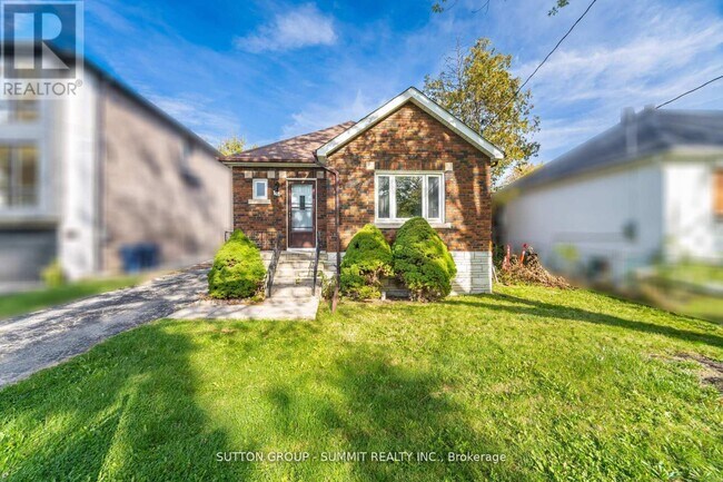 Building Photo - 56 Ash Crescent