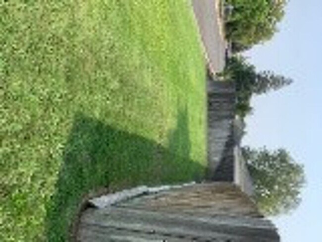 Building Photo - 2 br, 1 bath House - 3148 PENNLAND DR