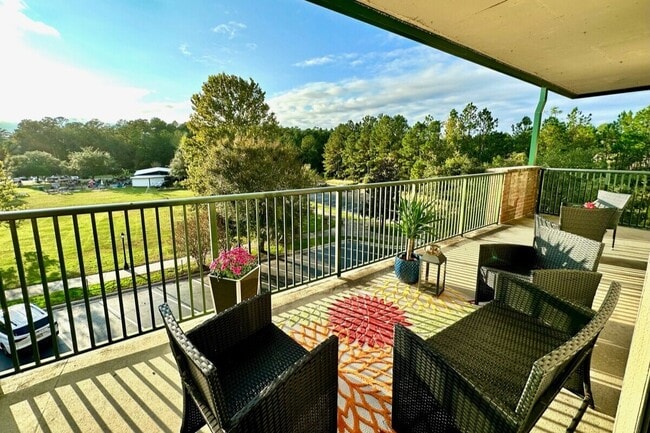Patio - Magnolia Parke