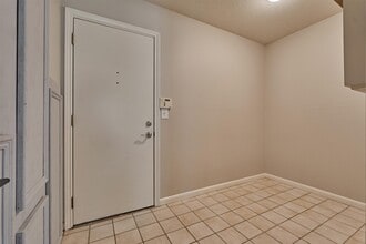 Building Photo - 170 N Dreamweaver Cir