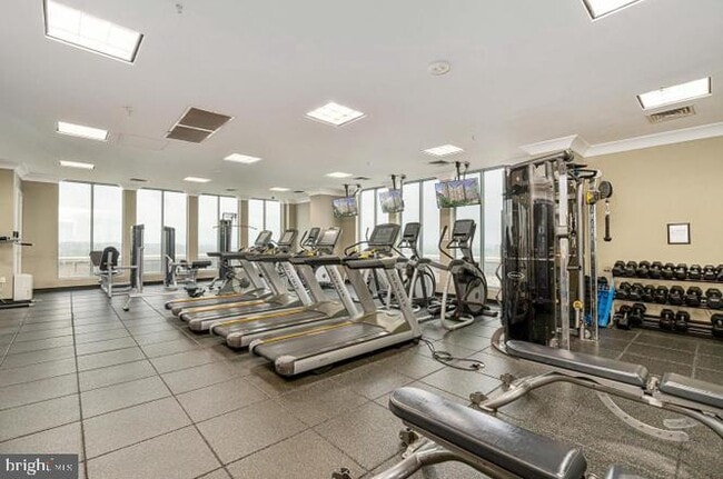 Foto del edificio - 851 N Glebe Rd