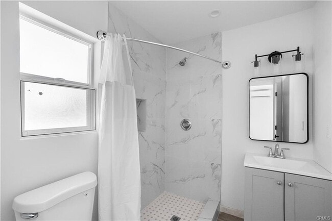 Foto del edificio - Just completed in 2025, this brand-new 4-bedroom, 3-bath ADU