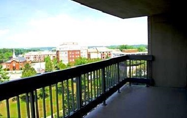 Foto principal - 3701 S George Mason Dr