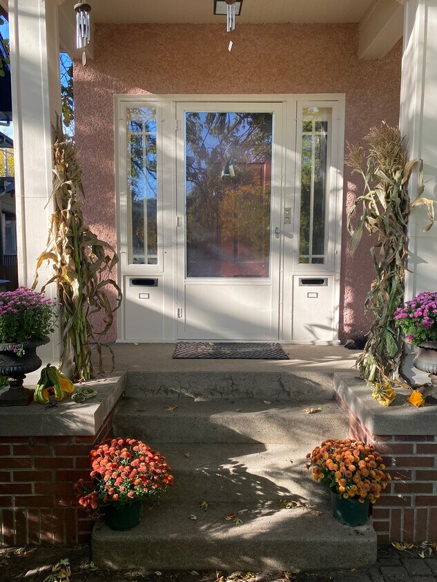 2344 Como Ave Unit 2, Saint Paul, MN 55108 Apartments in Saint Paul