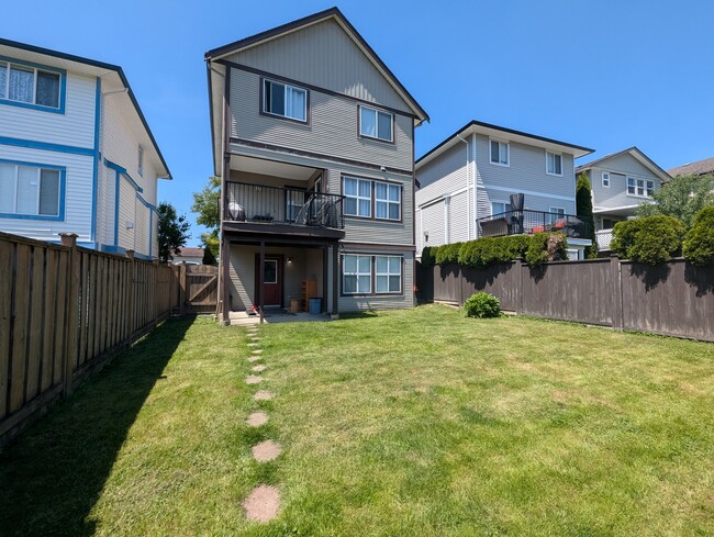 Building Photo - 36220 Shadbolt Ave