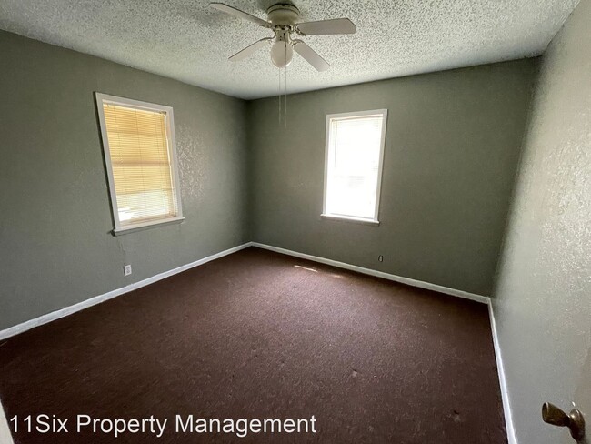 Building Photo - 2 br, 1 bath House - 2706 W University