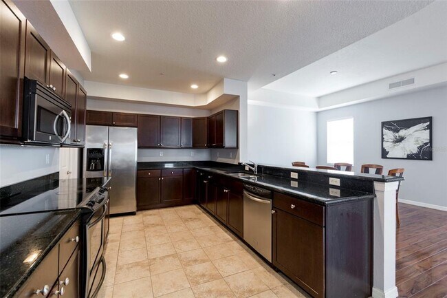 Foto del edificio - 636 Wells Ct
