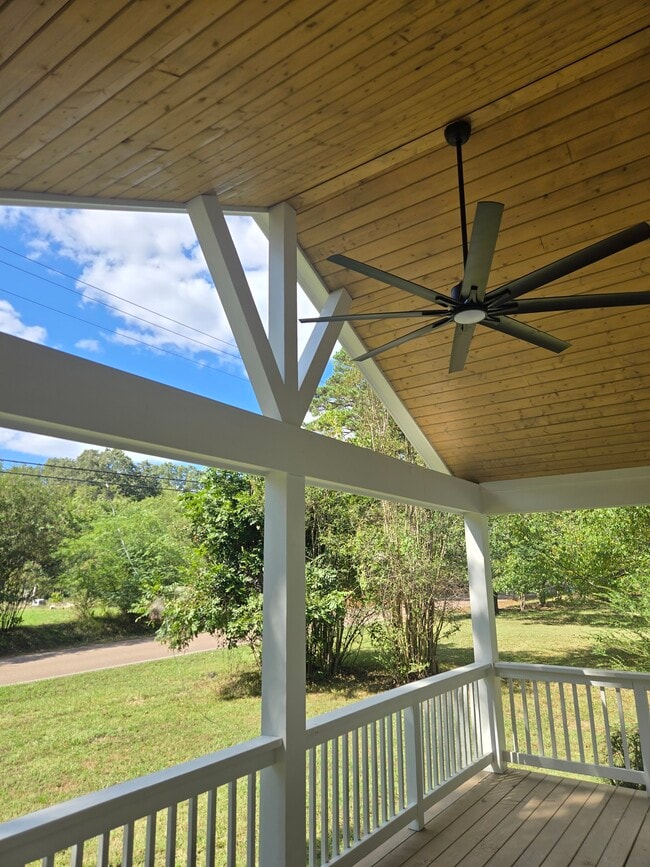 Photo - 880 Pisgah N House