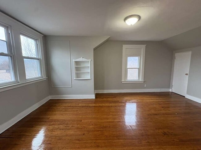 Foto del edificio - 1260 Whalley Ave