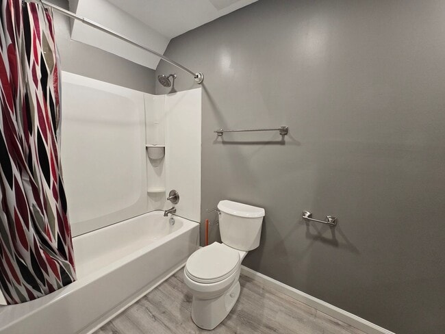 Building Photo - mai920