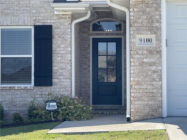Building Photo - 9100 Maysview Ln
