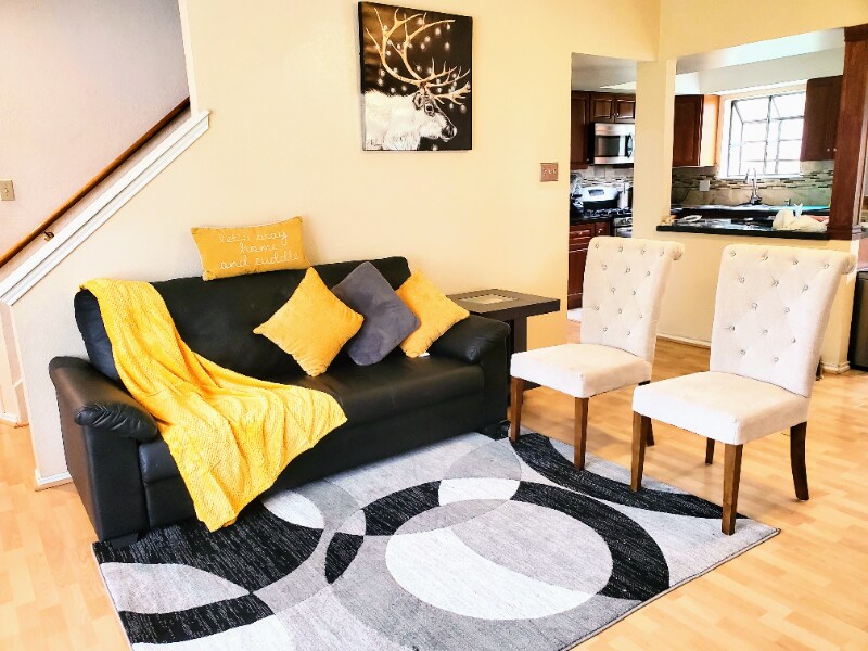 Foto principal - 3007 Overland St