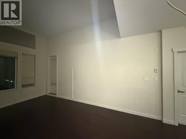 Building Photo - 3163 Riverwalk Ave