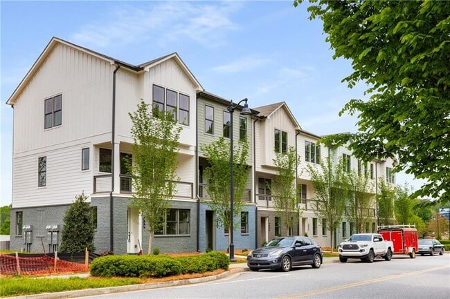 Building Photo - 426 Argosy Circle