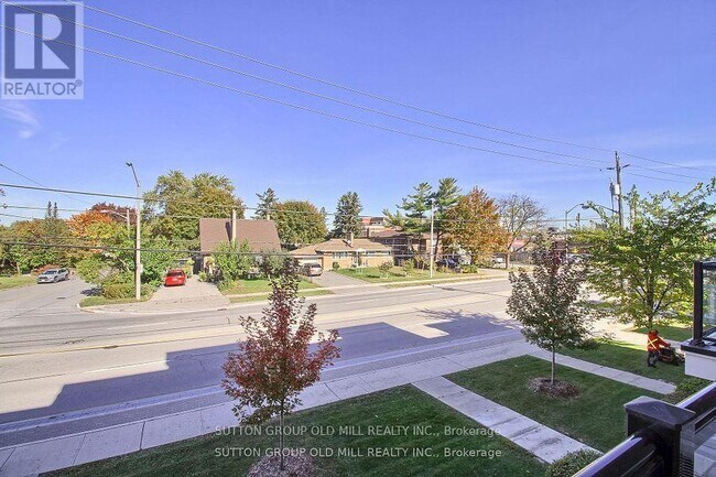 Photo du bâtiment - 2335 Sheppard Ave W