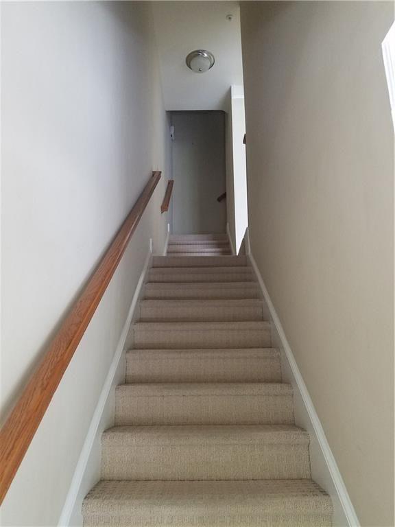 Foto del edificio - 216 Semel Dr