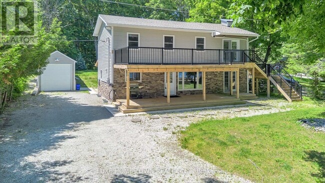 Photo du bâtiment - 339672 Presqu'ile Rd