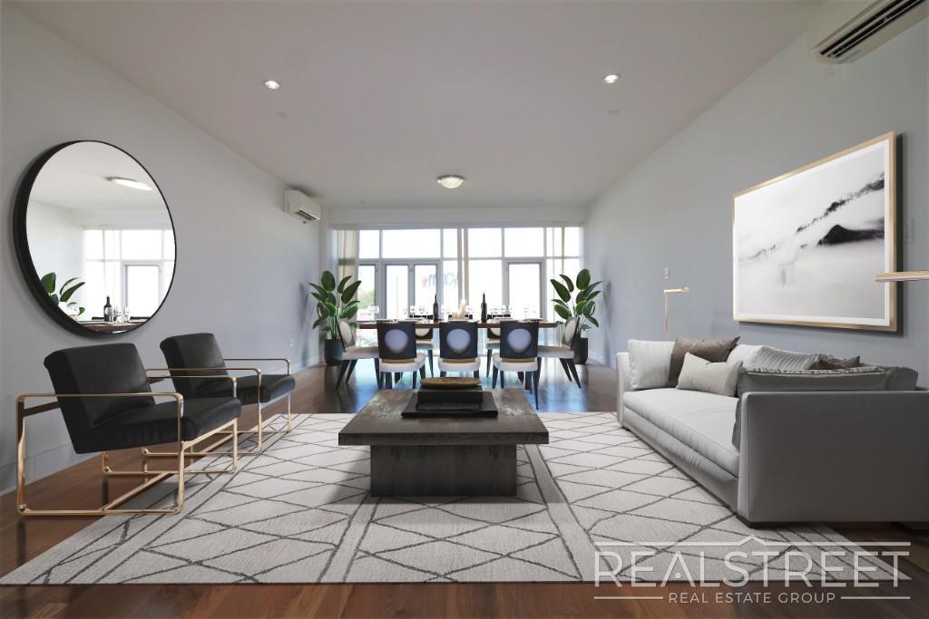 Foto principal - LUXURY 3 BR 2 Bath in Queens!