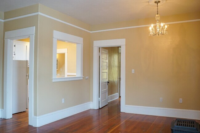 Foto del edificio - Urban DREAM! Spacious Corner 1-Bedroom w/F...