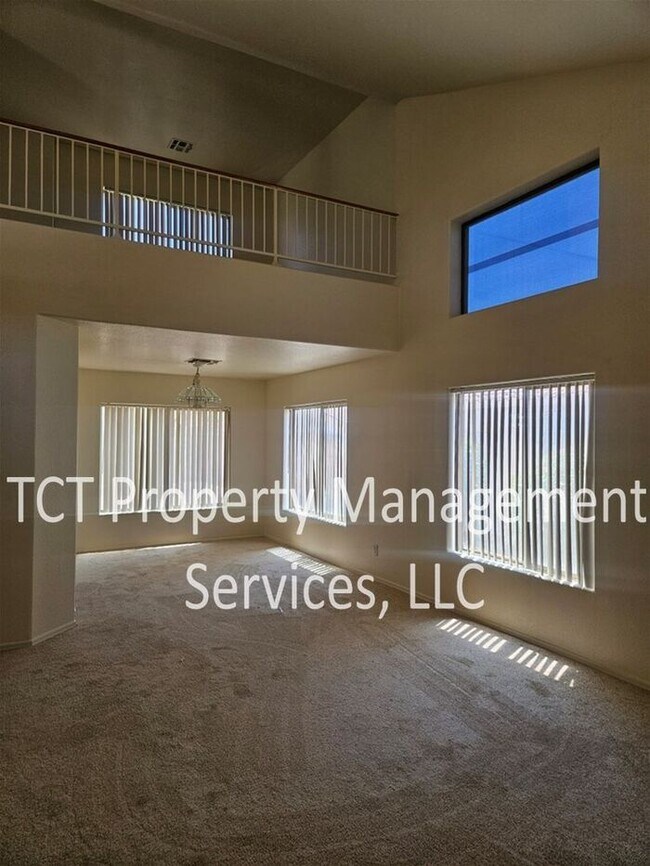Building Photo - Beautiful Gilbert Home in San Tan Ranch!