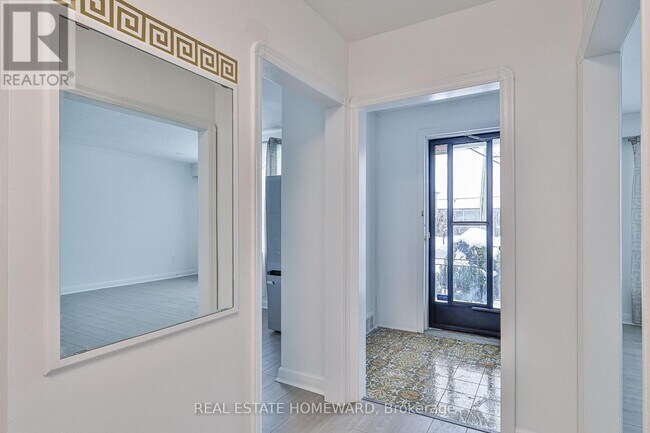 Photo du bâtiment - 104 Crestwood Rd