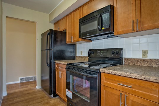 Building Photo - Remy Apartments