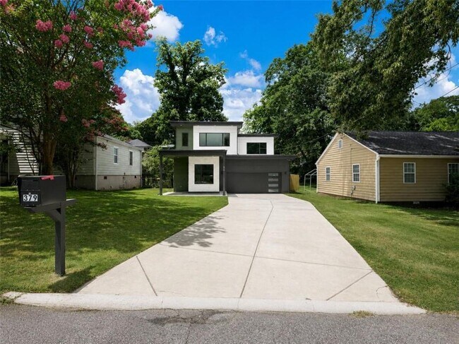 Building Photo - 379 Enota Pl SW