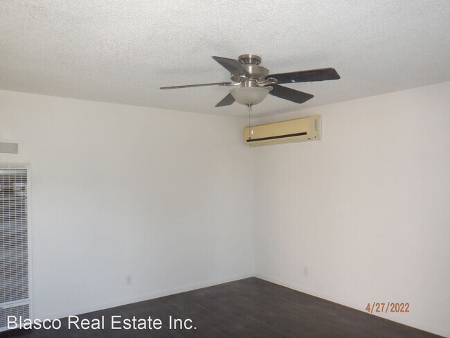 Building Photo - 2 br, 1 bath House - 1540 Caroline Ct