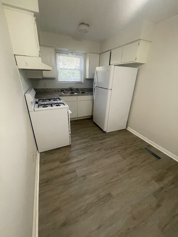 Foto del edificio - 434 Sheraton Dr NW