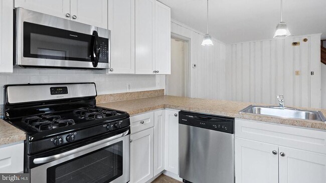 Foto del edificio - 2921 W Queen Ln