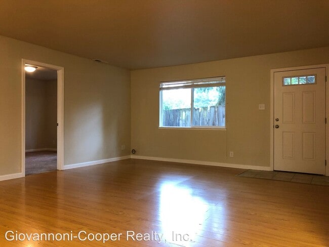 Building Photo - 4 br, 2 bath House - 14793 Grove Street