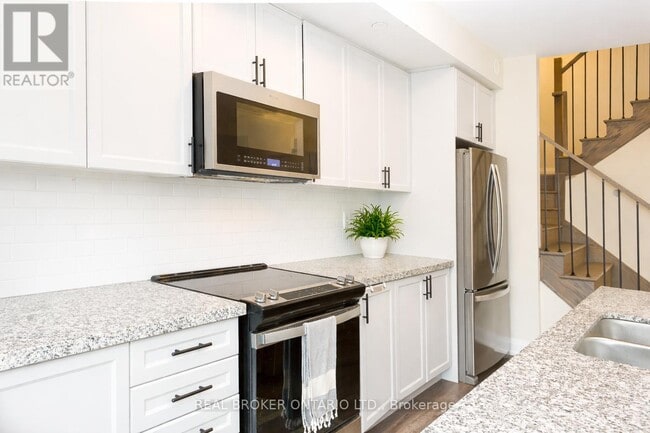 Building Photo - 1593 Rose Way