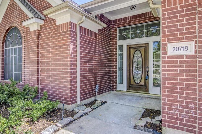 Foto del edificio - 20719 Medallion Pointe Dr