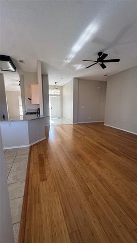 Foto del edificio - 7833 Lancelot Rd