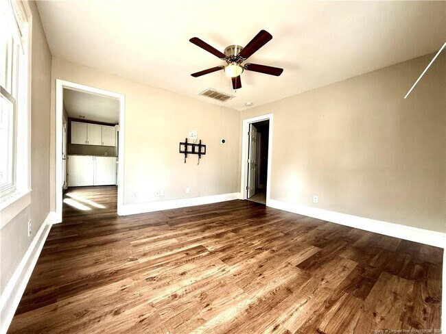 Foto del edificio - 1111 Branson St